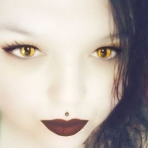 Meet your Posher, Whitney